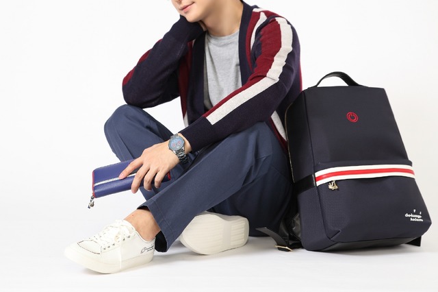 （C)2014 榎宮祐・株式会社ＫＡＤＯＫＡＷＡ メディアファクトリー刊／ノーゲーム・ノーライフ全権代理委員会