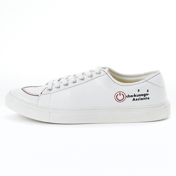 スニーカー/12,800円(税別)（C)2014 榎宮祐・株式会社ＫＡＤＯＫＡＷＡ メディアファクトリー刊／ノーゲーム・ノーライフ全権代理委員会