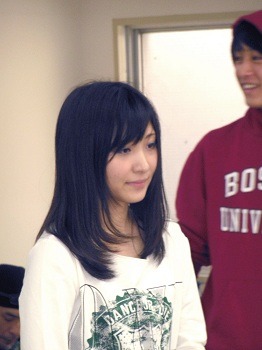 浅木はる役・白石晴香「皆さんが共感出来る『はるちゃん』を演じるため日々格闘中です！」