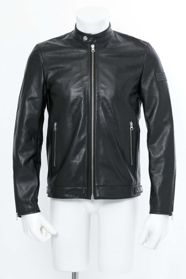 ライダースジャケット 48,000円(税別)（C)2016 佐島 勤／ＫＡＤＯＫＡＷＡ　アスキー・メディアワークス刊／劇場版魔法科高校製作委員会