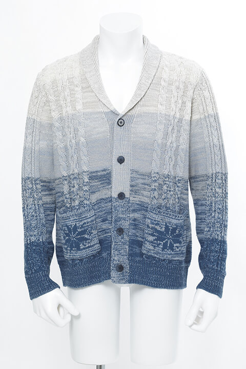 カーディガン12,800円(税別)（C)2016 佐島 勤／ＫＡＤＯＫＡＷＡ　アスキー・メディアワークス刊／劇場版魔法科高校製作委員会