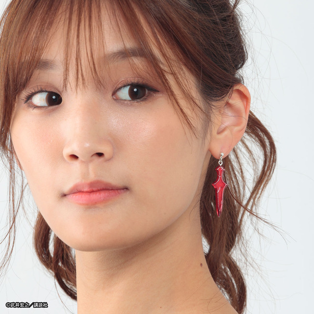 シャーマンキング フツノミタマノツルギピアス／イヤリング14040円（税込)（C)武井宏之／講談社