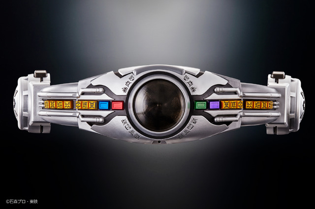 「COMPLETE SELECTION MODIFICATION HENSHIN BELT ARCLE」27,000円（税込）(C)石森プロ・東映