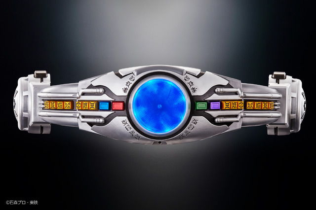 「COMPLETE SELECTION MODIFICATION HENSHIN BELT ARCLE」27,000円（税込）(C)石森プロ・東映