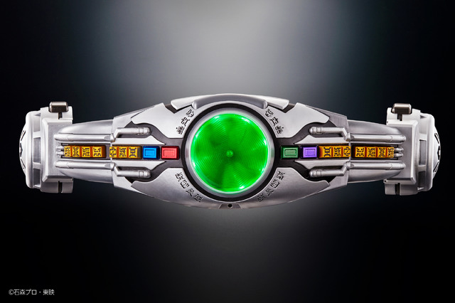 「COMPLETE SELECTION MODIFICATION HENSHIN BELT ARCLE」27,000円（税込）(C)石森プロ・東映