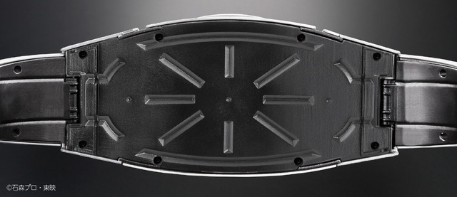 「COMPLETE SELECTION MODIFICATION HENSHIN BELT ARCLE」27,000円（税込）(C)石森プロ・東映