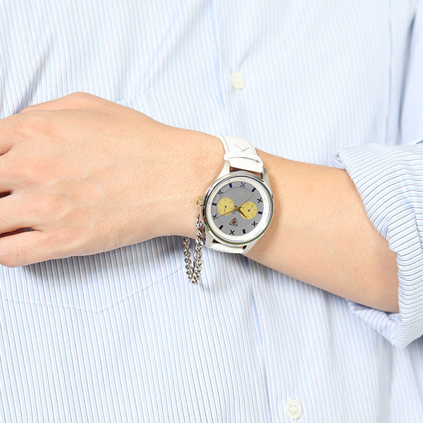 腕時計　エミリア モデル18,000円（税別）