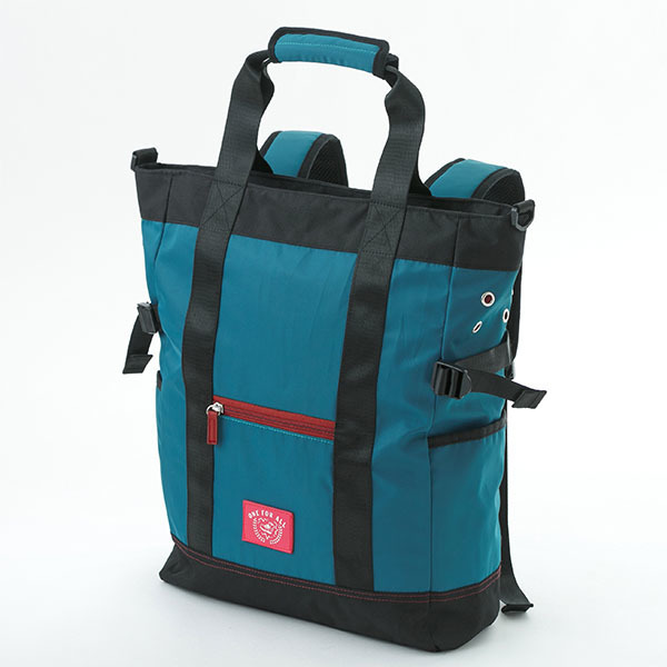 3Wayバッグ　緑谷出久モデル　12,800円（税別）(C)堀越耕平／集英社・僕のヒーローアカデミア製作委員会