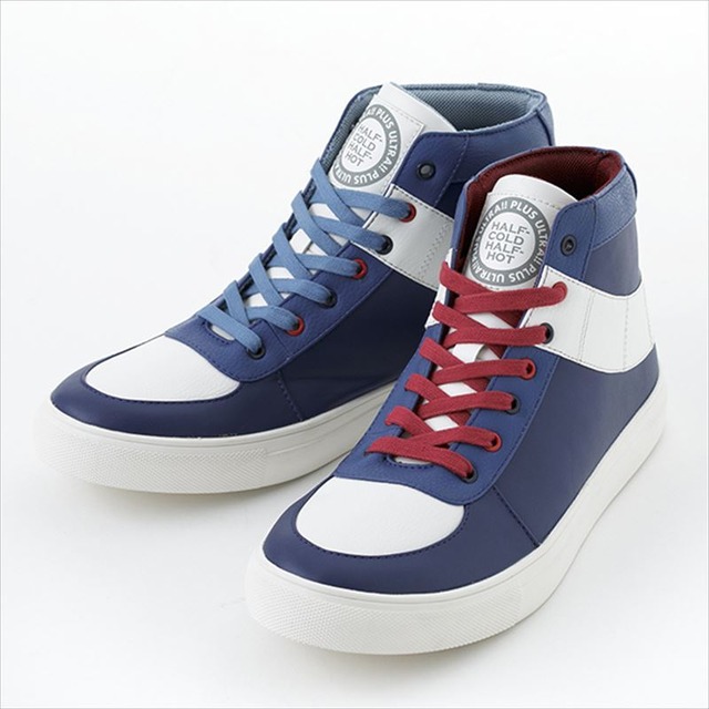 スニーカー　轟焦凍モデル　10,800円円（税別）(C)堀越耕平／集英社・僕のヒーローアカデミア製作委員会