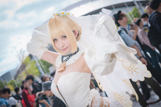 【コスプレ】花嫁衣装ネロからボンテージセイバーまで！ 「TGS2018」最終日の「FGO」美女レイヤーまとめ