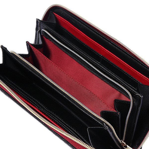 フェイト・T・ハラオウン財布　10800円（税別）（C)NANOHA Reflection PROJECT