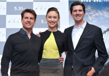 『オブリビオン』来日記者会見　(C) 2013 Universal Studios. ALL RIGHTS RESERVED.