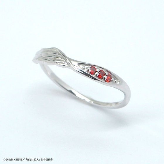 進撃の巨人×MATERIAL CROWN シルバーリング　ミカサモデル　11,880円(税込)(送料・手数料別途)(C)諫山創・講談社／「進撃の巨人」製作委員会