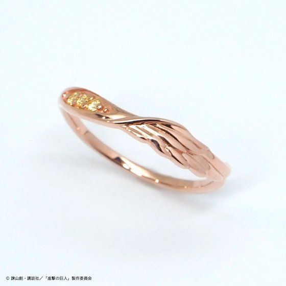 進撃の巨人×MATERIAL CROWN シルバーリング　クリスタモデル　11,880円(税込)(送料・手数料別途)(C)諫山創・講談社／「進撃の巨人」製作委員会