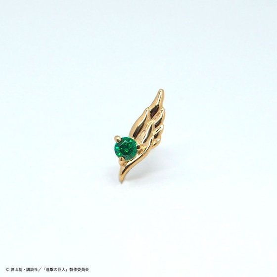 進撃の巨人×MATERIAL CROWN シルバーピアス／イヤリング　エルヴィンモデル　8,100円(税込)(送料・手数料別途)(C)諫山創・講談社／「進撃の巨人」製作委員会