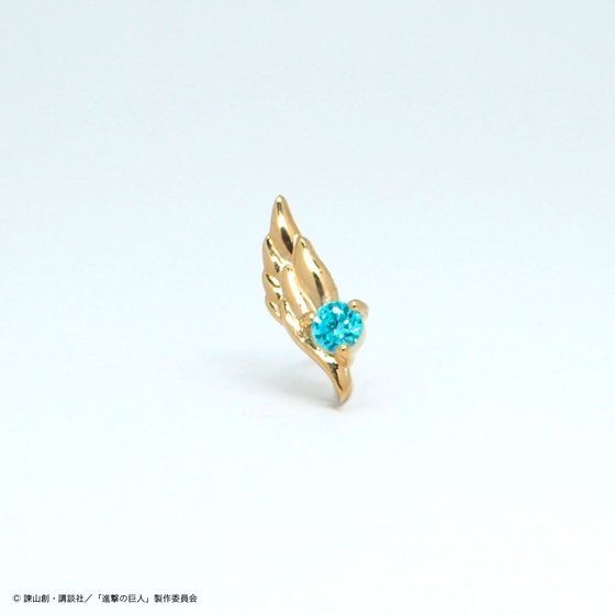 進撃の巨人×MATERIAL CROWN シルバーピアス／イヤリング　アルミンモデル　8,100円(税込)(送料・手数料別途)(C)諫山創・講談社／「進撃の巨人」製作委員会