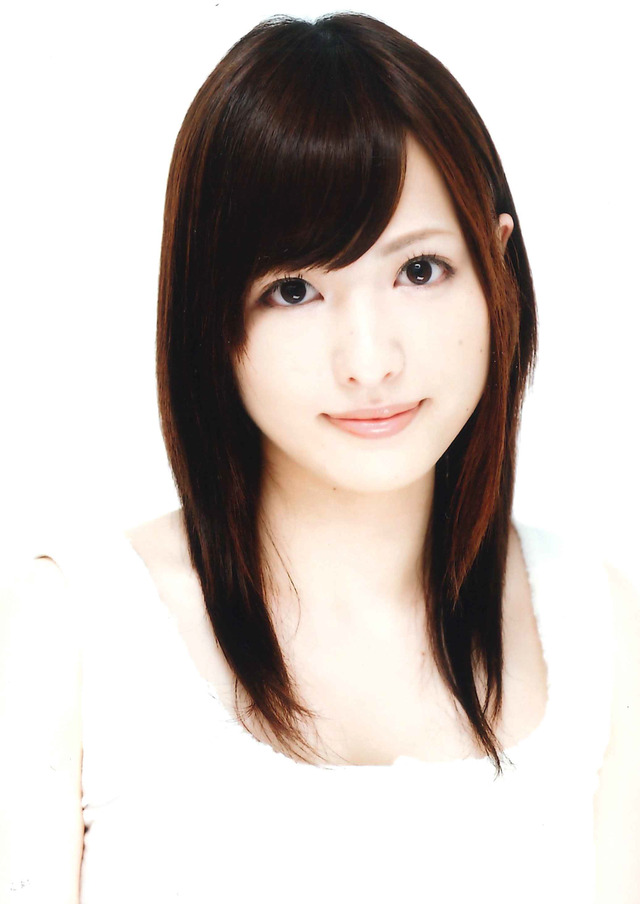 柏原もも(CV.佳村はるか)（C）流石景・講談社／ドメカノ製作委員会