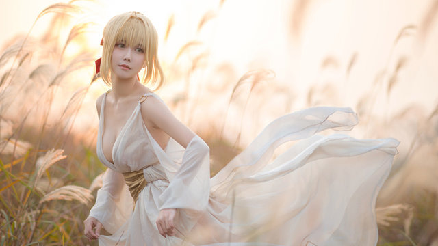 ネットユーザーが本気で選ぶ“夏アニメ”は？  気品あふれる姿に釘付け…中国注目コスプレイヤー：10月15日記事まとめ