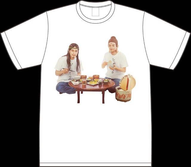 豪華な食卓Tシャツ（半袖）価格：4,000円（税込）(C)中村 光・講談社／パンチとロン毛 製作委員会