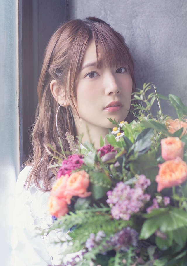 八舞耶倶矢：内田真礼