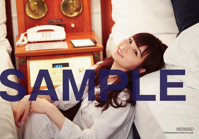 「諏訪ななか1st写真集 7ct -Nanacarat-」3,200円HMV：Lサイズブロマイド（税別）(C)Shufunotomo Infos Co.,Ltd. 2018