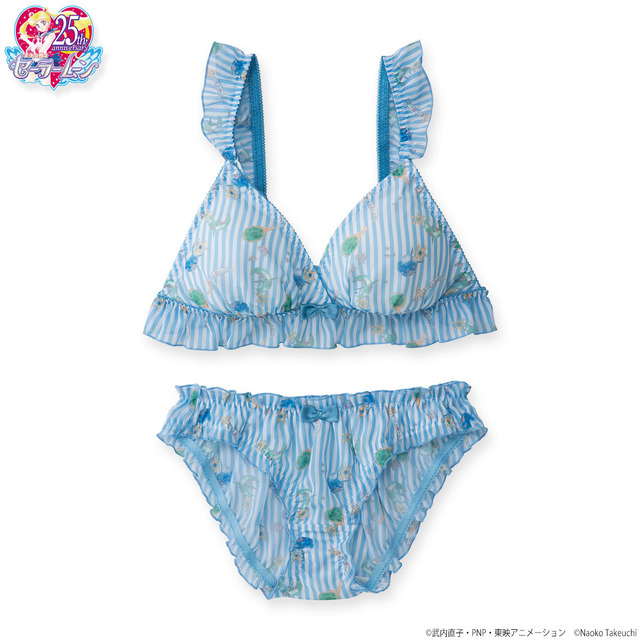 セーラーウラヌス＆セーラーネプチューン柄 ブラレット＆ショーツセット　5,076 円(税込) (C)武内直子・PNP・東映アニメーション (C)Naoko Takeuchi