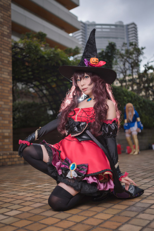 【コスプレ】人気レイヤー・宮本彩希の「デレマス」一ノ瀬志希コスがキュート♪【池ハロ2018】