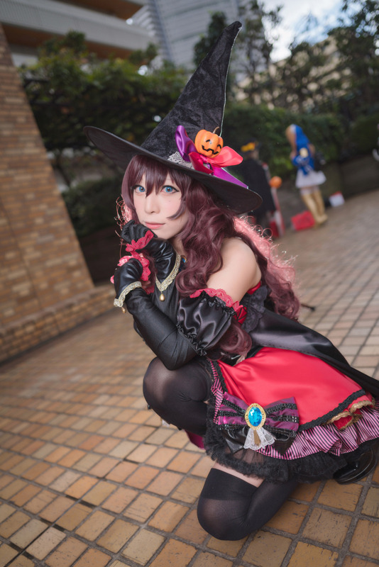 【コスプレ】人気レイヤー・宮本彩希の「デレマス」一ノ瀬志希コスがキュート♪【池ハロ2018】