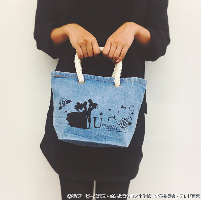 少女革命ウテナ リバティプリント	デニムロープトートバッグ  4,860 円(税込) (C)1997 ビーパパス・さいとうちほ／小学館・少革委員会・テレビ東京