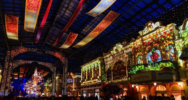 銀テでおなじみワールドバザールがXmas一色に！