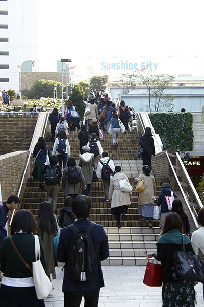 「アニメイトガールズフェスティバル2018」メイン会場となった池袋・サンシャインシティ（外観）