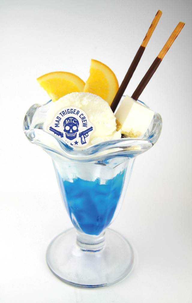 ハマのアイスパフェ　1,300円（税込）