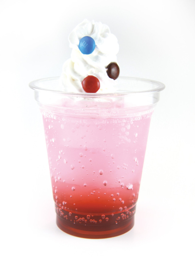 山田一郎のストロベリーソーダ　800円（税込）