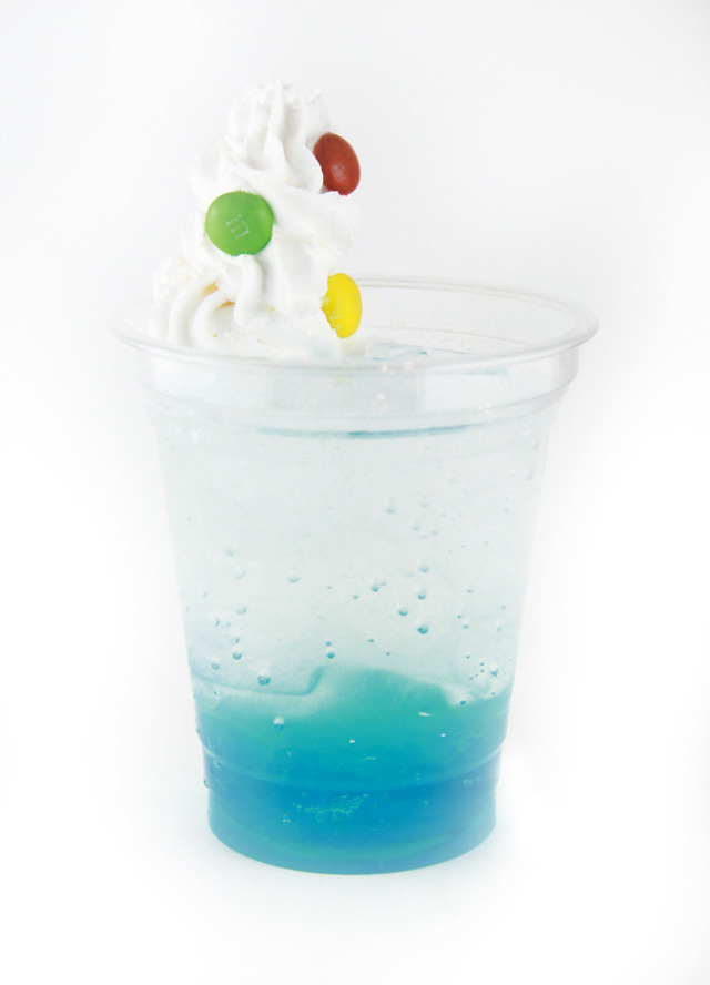 山田二郎のフルーティーゼリーソーダ　800円（税込）