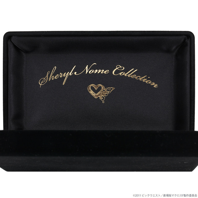 マクロスF 10th アニバーサリー シェリル・ノーム コレクション イヤリングセット／ピアスセット 各108,000円（税込） (C)2011 ビックウエスト／劇場版マクロスF製作委員会