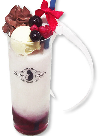 スペシャルドリンク  600円（税別）(C)中村カンコ／双葉社・うちのメイドがウザすぎる！製作委員会