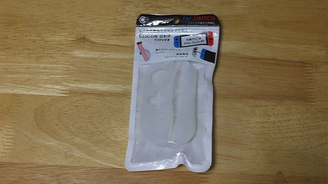 『スマブラSP』で“ニンテンドースイッチ”デビューをする方にもお勧め！ 100円ショップで手に入るスイッチ向けアイテム4選