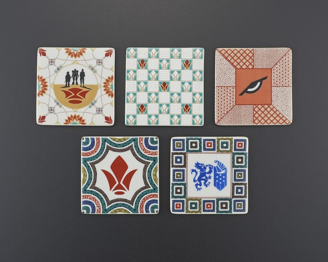 「九谷焼 機動戦士ガンダム 鉄血のオルフェンズ 平角皿 5枚セット」 5,940円(税込) (C)創通・サンライズ・MBS