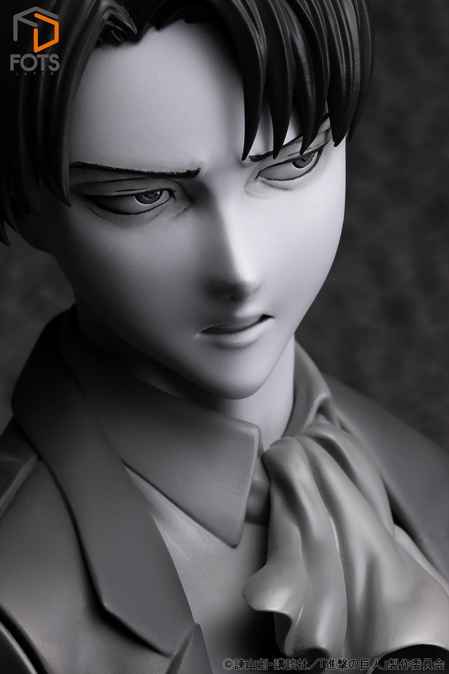 「進撃の巨人『リヴァイ』胸像フィギュア 塗装済み完成品 原型グレーver」(C)諫山創・講談社／「進撃の巨人」製作委員会