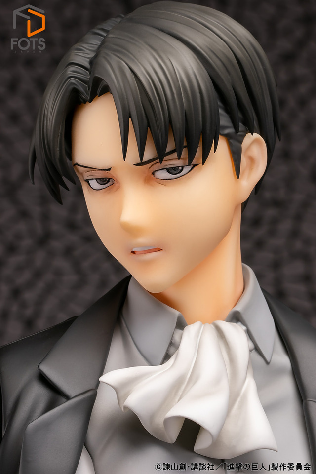 『進撃の巨人「リヴァイ」胸像フィギュア　塗装済み完成品　カラーver / 28,800円（税抜）(C)諫山創・講談社／「進撃の巨人」製作委員会