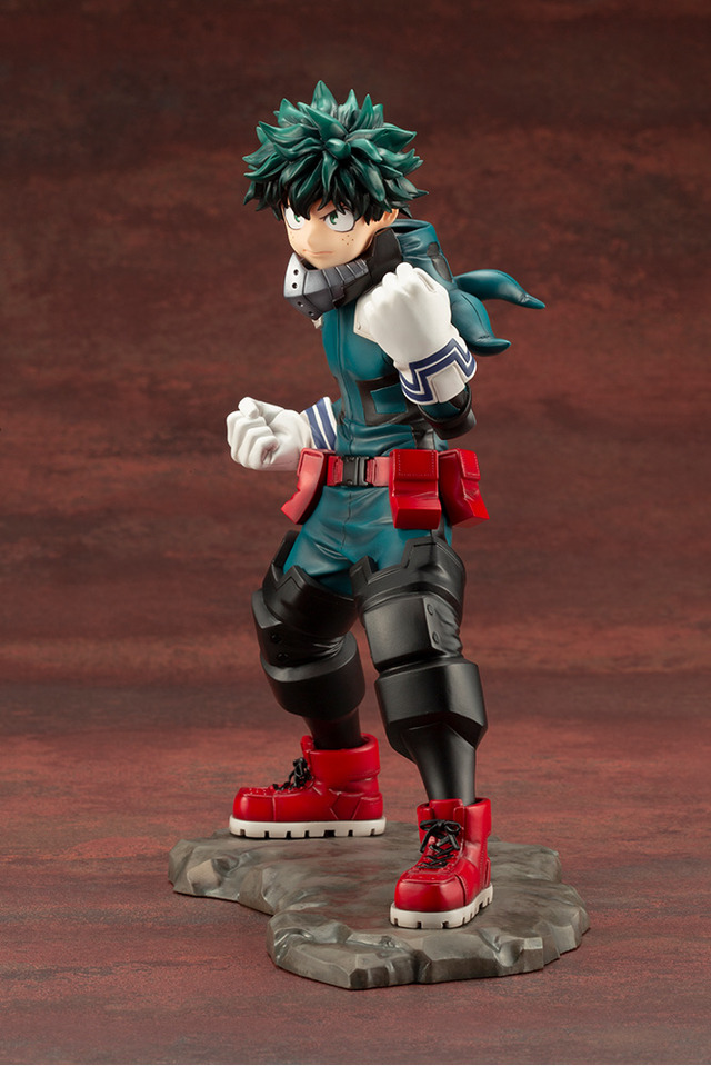 「ARTFX J 緑谷出久」価格：9,200円（税抜）（C）堀越耕平／集英社・僕のヒーローアカデミア製作委員会