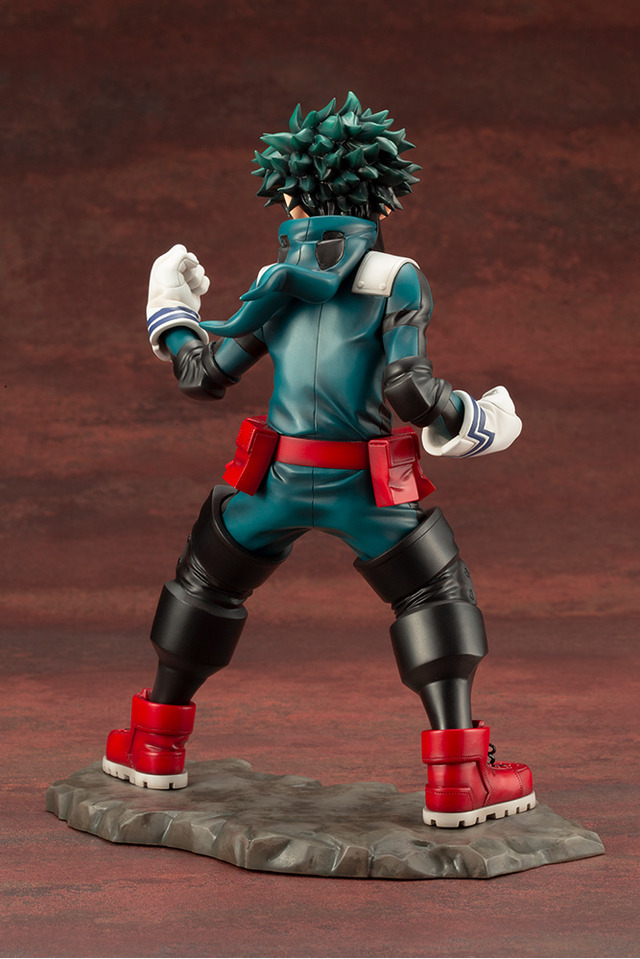 「ARTFX J 緑谷出久」価格：9,200円（税抜）（C）堀越耕平／集英社・僕のヒーローアカデミア製作委員会
