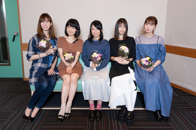 TVアニメ『あかねさす少女』最終回アフレコ集合写真(C)Akanesasu Anime Project