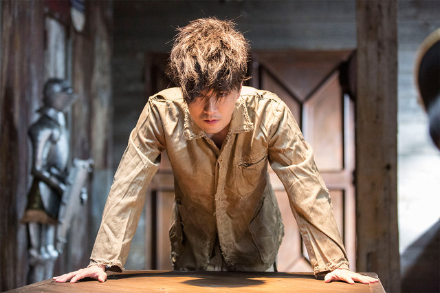 「この宿屋に泊まりに来たあいつがこの村を救ってくれるんじゃねぇ？」『セカイ系バラエティ 僕声 シーズン2』場面写真(c)2018「僕声」プロジェクトパートナーズ