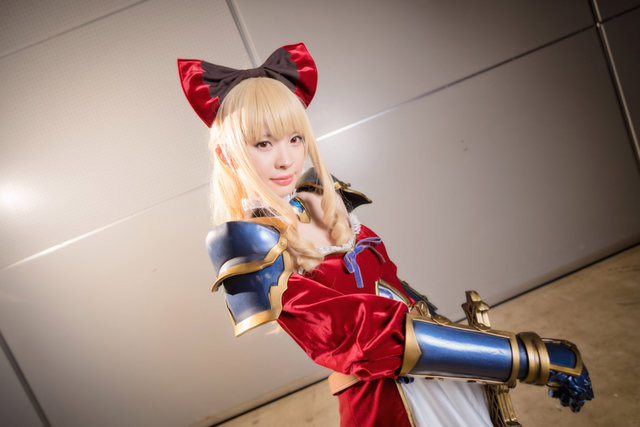 優勝賞金100万ドル『シャドバ』世界大会2018！五木あきら含む公式コスプレイヤー10人が会場を彩る【写真107枚】