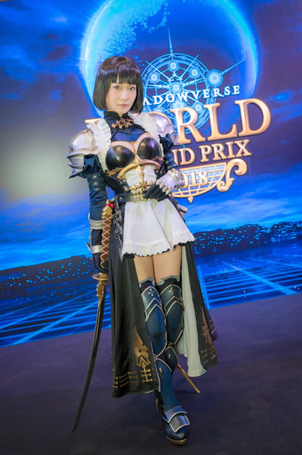 優勝賞金100万ドル『シャドバ』世界大会2018！五木あきら含む公式コスプレイヤー10人が会場を彩る【写真107枚】