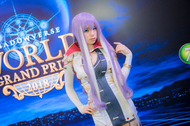 優勝賞金100万ドル『シャドバ』世界大会2018！五木あきら含む公式コスプレイヤー10人が会場を彩る【写真107枚】