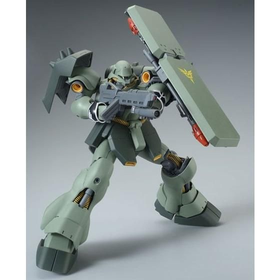 「MG 1/100 ギラ・ドーガ（ユニコーンVer．）」価格：5400円（税込）（C)創通・サンライズ