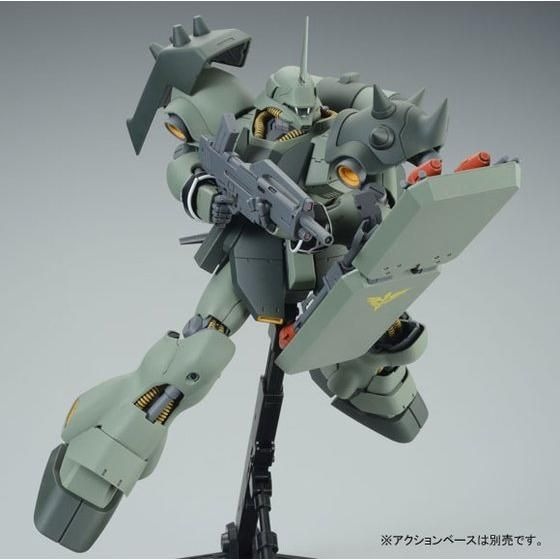 「MG 1/100 ギラ・ドーガ（ユニコーンVer．）」価格：5400円（税込）（C)創通・サンライズ