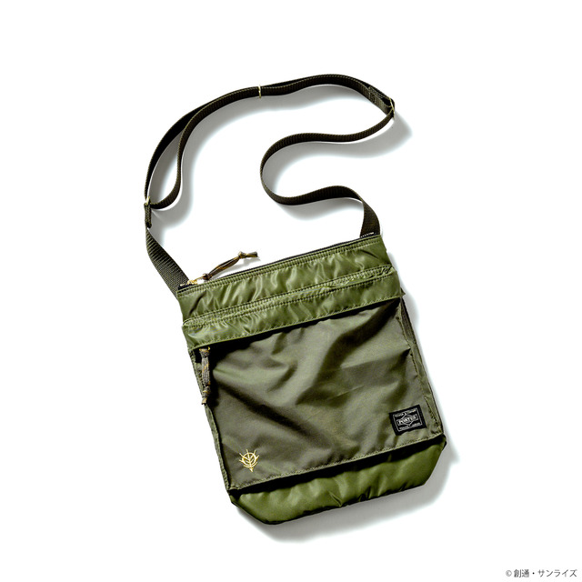 「PORTER ショルダーバッグ　ZEONモデル」19,440円(税込)(C)創通・サンライズ